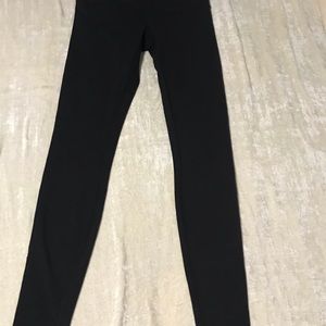 Lululemon black leggings